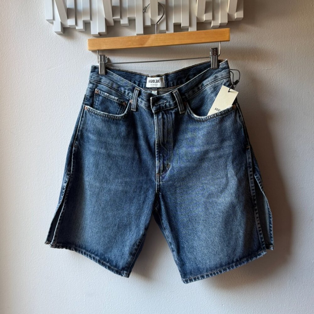 AGOLDE Vida High Rise Relaxed Straight Shorts (Size: 27, Color: Control)